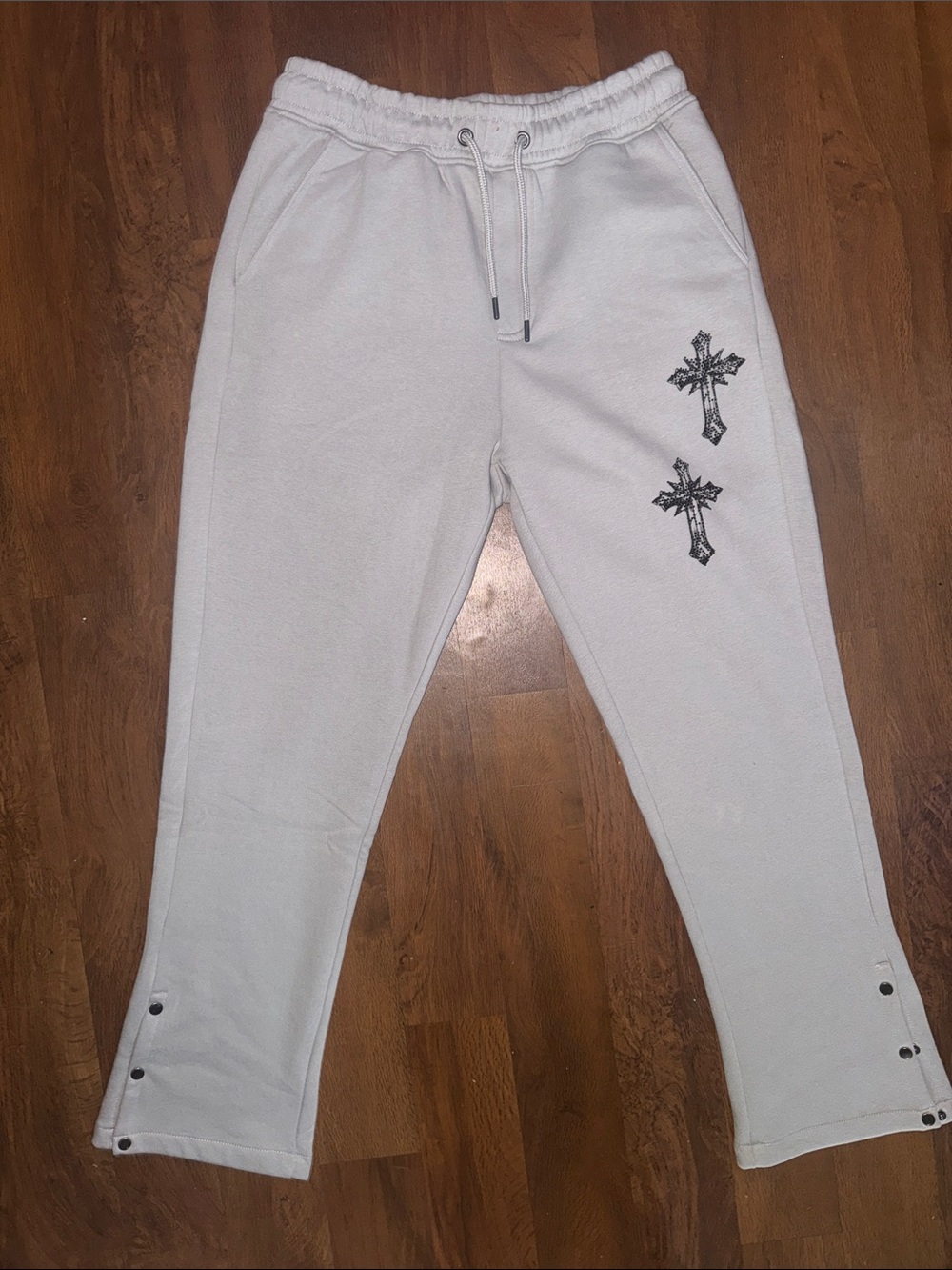 “MOD CULT” Men's Gray Cross-Black Crystal Embroidered Snap Ankle Sweatpants